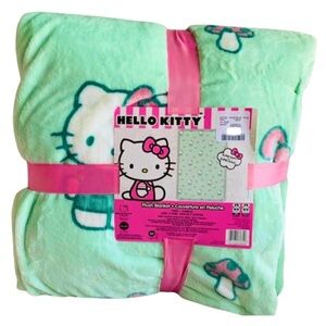 Hello kitty blanket